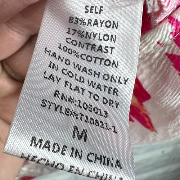 SAVANNA JANE Short Sleeve Embroidered Floral Bohemian Style Blouse Size Medium - Picture 8 of 8